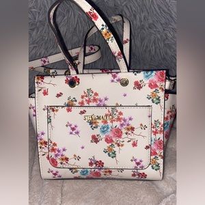 Steve Madden Bags | Steve Maddens Beautiful Floral Cross Body | Color: White